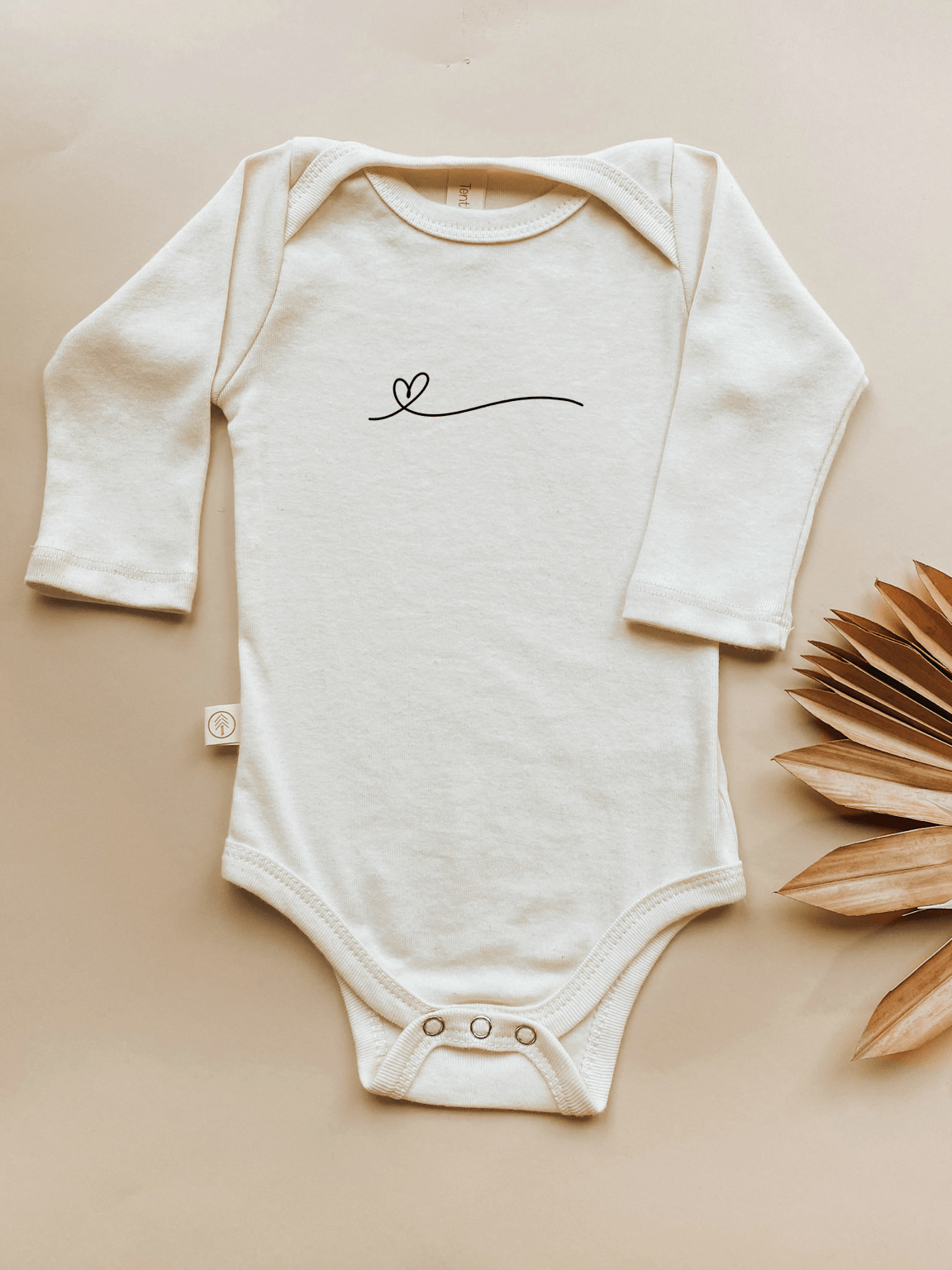 Baby One Line Heart Long-sleeve Organic Cotton Bodysuit