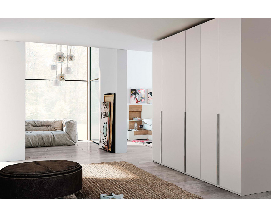 Garcia Sabate – Vertical 6 Door Straight Wardrobe