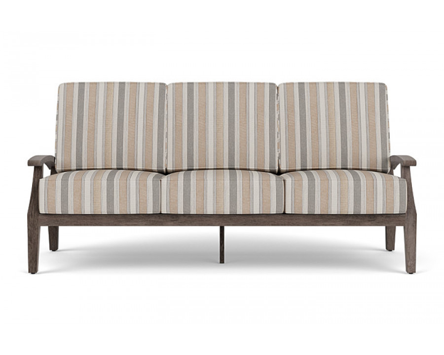 Lloyd Flanders – Frontier Sofa